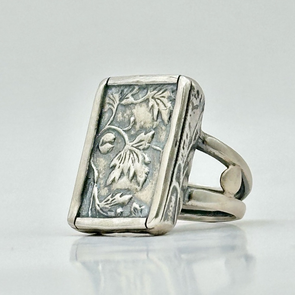 Silpada Retired R1839 925 Sterling Silver Floral Leaf Vine Rectangular Ring 7
